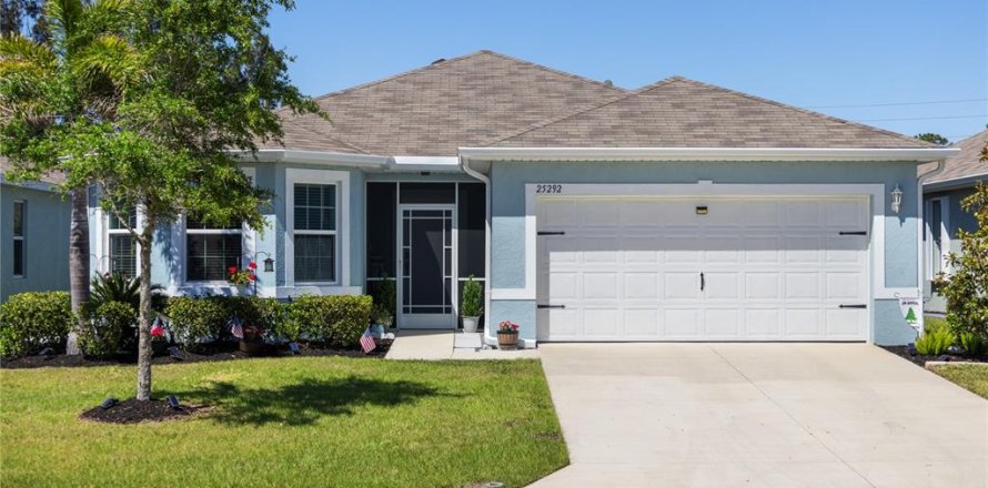 House in Punta Gorda, Florida 3 bedrooms, 162.02 sq.m. № 1587397