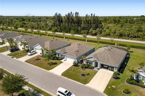 House in Punta Gorda, Florida 3 bedrooms, 162.02 sq.m. № 1587397 - photo 23