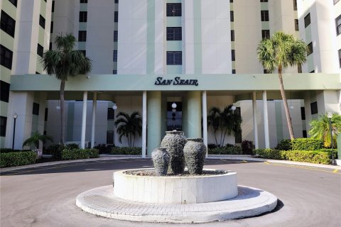 Condominio en Saint Pete Beach, Florida, 2 dormitorios  № 2287337
