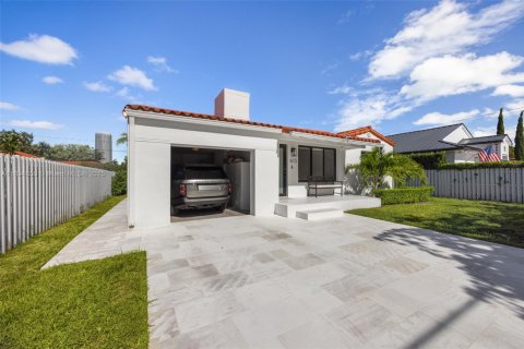 Снять в аренду виллу или дом в Майами, Флорида 3 спальни, 181.62м2, № 1956756 - фото 19