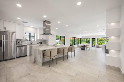 Снять в аренду виллу или дом в Майами, Флорида 3 спальни, 181.62м2, № 1956756 - фото 8