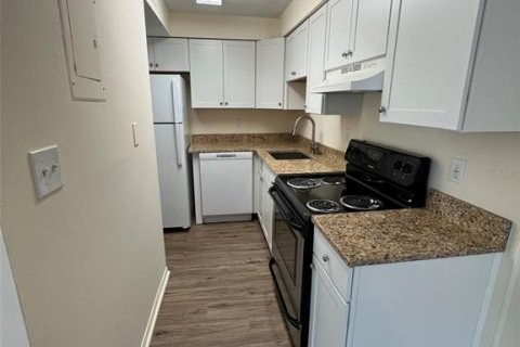 Appartement à louer à Casselberry, Floride: 1 chambre, 65.68 m2 № 2114528 - photo 13