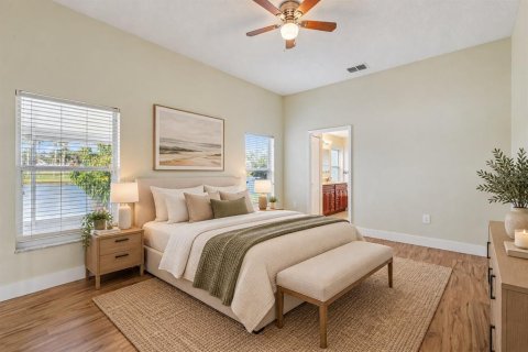 House in Orlando, Florida 5 bedrooms, 198.44 sq.m. № 2433577 - photo 4