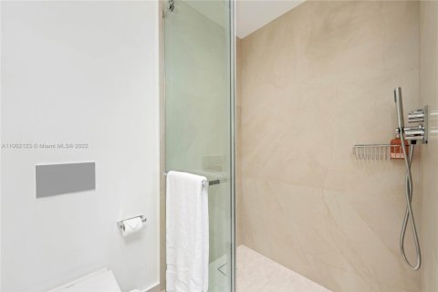 Снять в аренду кондоминиум в Майами-Бич, Флорида 3 спальни, 174.19м2, № 1985164 - фото 29