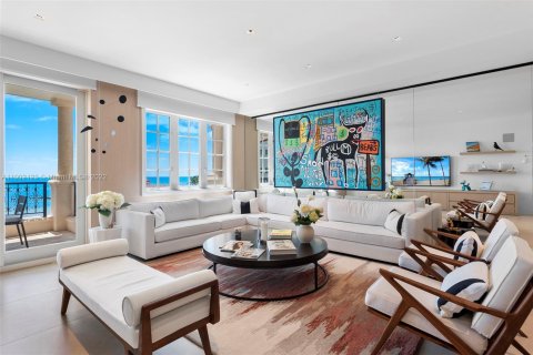 Снять в аренду кондоминиум в Майами-Бич, Флорида 3 спальни, 174.19м2, № 1985164 - фото 2