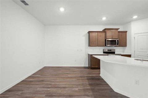 Casa en alquiler en Wesley Chapel, Florida, 3 dormitorios, 145.39 m2 № 1769034 - foto 22