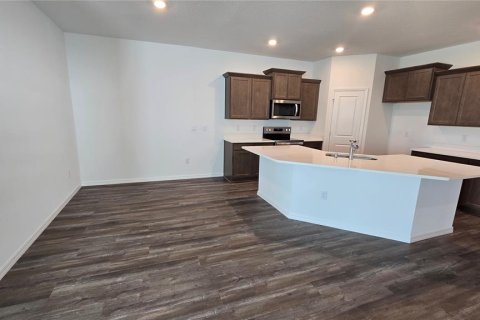 Casa en alquiler en Wesley Chapel, Florida, 3 dormitorios, 145.39 m2 № 1769034 - foto 10