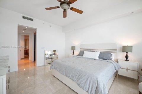 Condominio en venta en Sunny Isles Beach, Florida, 2 dormitorios, 207.64 m2 № 1963634 - foto 10