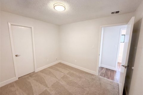 Villa ou maison à vendre à Orlando, Floride: 3 chambres, 89.56 m2 № 2110985 - photo 16