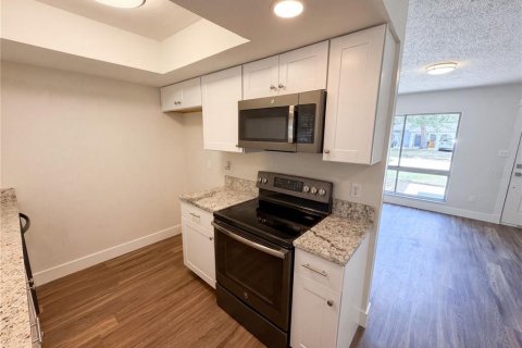 Villa ou maison à vendre à Orlando, Floride: 3 chambres, 89.56 m2 № 2110985 - photo 18