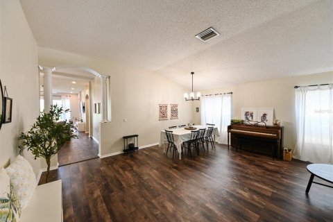 Villa ou maison à vendre à Lutz, Floride: 4 chambres, 240.34 m2 № 1906517 - photo 12