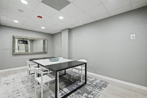 Condominio en venta en North Bay Village, Florida, 1 dormitorio, 87.33 m2 № 1854741 - foto 22