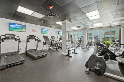 Condominio en venta en North Bay Village, Florida, 1 dormitorio, 87.33 m2 № 1854741 - foto 21