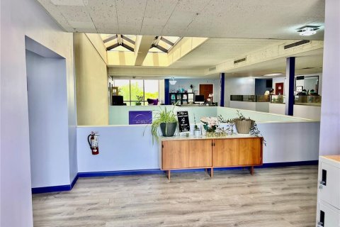 Propiedad comercial en venta en Clearwater, Florida № 2099863 - foto 14