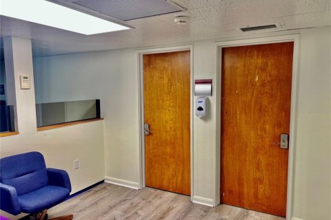 Propiedad comercial en venta en Clearwater, Florida № 2099863 - foto 20