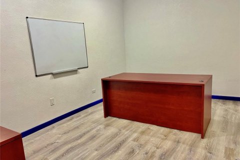 Propiedad comercial en venta en Clearwater, Florida № 2099863 - foto 25