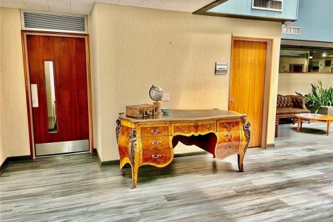 Propiedad comercial en venta en Clearwater, Florida № 2099863 - foto 17