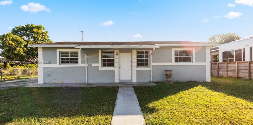 Casa en Miami, Florida 3 dormitorios, 107.3 m2 № 1480154