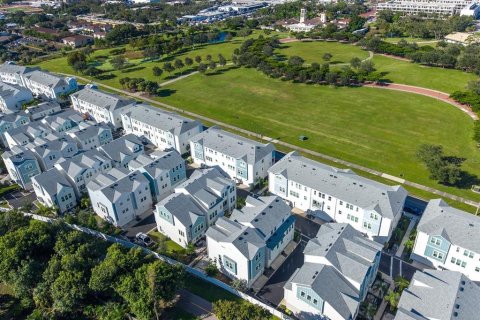 Touwnhouse à vendre à Sarasota, Floride: 3 chambres, 181.72 m2 № 2437223 - photo 26