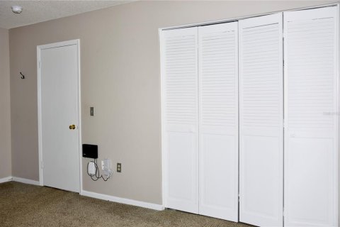 Condo in Lakeland, Florida, 2 bedrooms  № 2121095 - photo 16