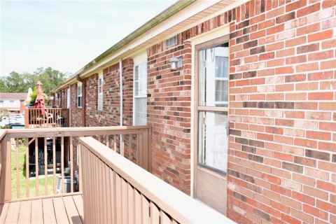 Condo in Lakeland, Florida, 2 bedrooms  № 2121095 - photo 27