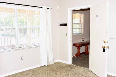 Condo in Lakeland, Florida, 2 bedrooms  № 2121095 - photo 4