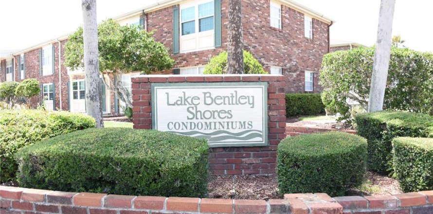 Condo in Lakeland, Florida, 2 bedrooms  № 2121095