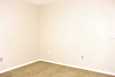 Condo in Lakeland, Florida, 2 bedrooms  № 2121095 - photo 22