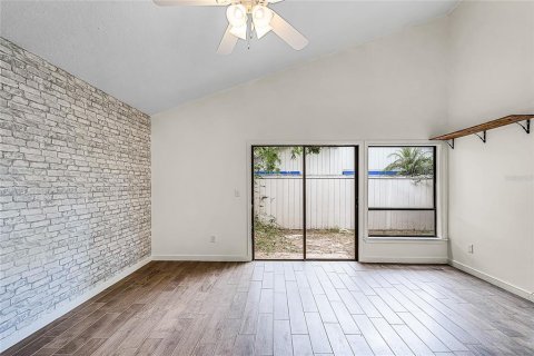 House in Longwood, Florida 3 bedrooms, 171.13 sq.m. № 1917865 - photo 23
