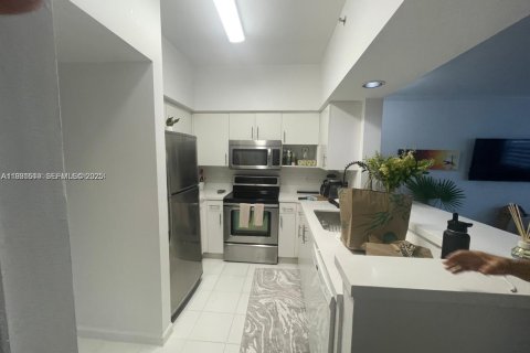 Condo in Aventura, Florida, 1 bedroom  № 2052933 - photo 7