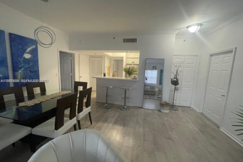 Condo in Aventura, Florida, 1 bedroom  № 2052933 - photo 4