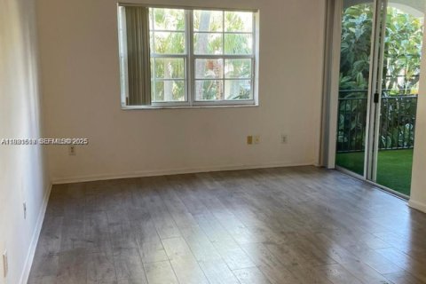 Condo in Aventura, Florida, 1 bedroom  № 2052933 - photo 11