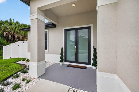 Villa ou maison à vendre à North Port, Floride: 3 chambres, 161 m2 № 2195937 - photo 4