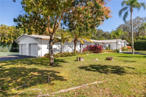 Villa ou maison à vendre à Miami, Floride: 4 chambres, 301.93 m2 № 2025580 - photo 7