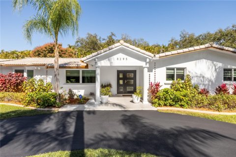 Villa ou maison à vendre à Miami, Floride: 4 chambres, 301.93 m2 № 2025580 - photo 3