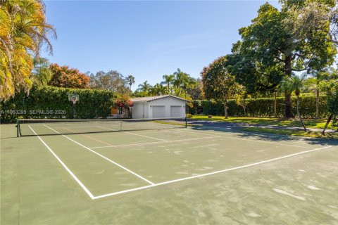 Villa ou maison à vendre à Miami, Floride: 4 chambres, 301.93 m2 № 2025580 - photo 8