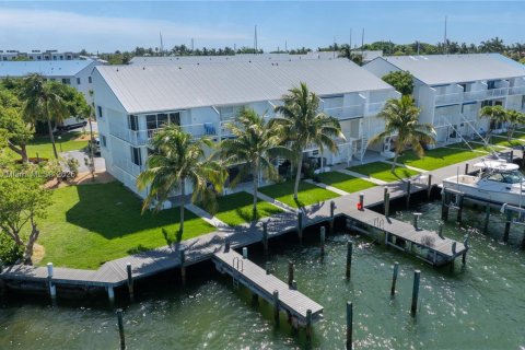 Touwnhouse à vendre à Marathon, Floride: 2 chambres, 170.75 m2 № 1937928 - photo 10