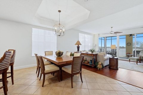 Condominio en venta en Lakewood Ranch, Florida, 3 dormitorios, 212.47 m2 № 2093156 - foto 12