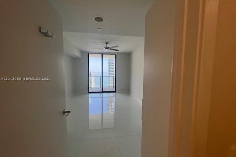 Copropriété à vendre à Miami, Floride: 2 chambres, 123.1 m2 № 2179833 - photo 8