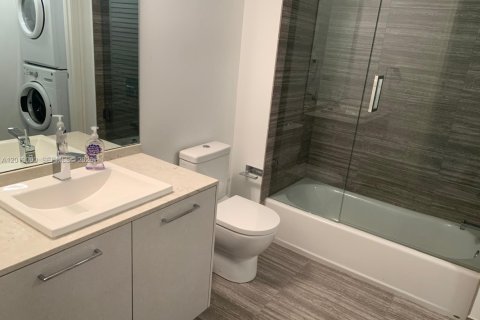 Copropriété à vendre à Miami, Floride: 2 chambres, 123.1 m2 № 2179833 - photo 23