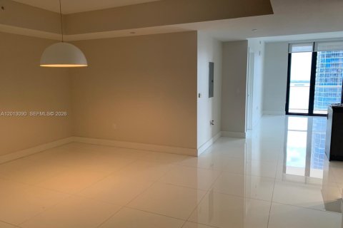 Copropriété à vendre à Miami, Floride: 2 chambres, 123.1 m2 № 2179833 - photo 4