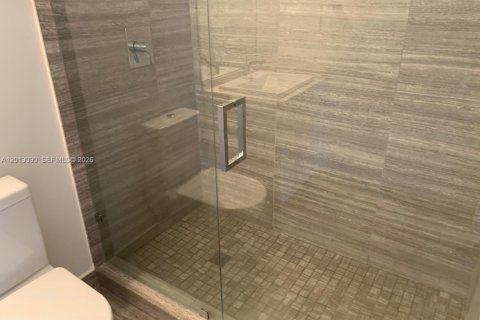 Copropriété à vendre à Miami, Floride: 2 chambres, 123.1 m2 № 2179833 - photo 26