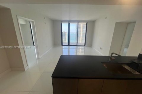 Copropriété à vendre à Miami, Floride: 2 chambres, 123.1 m2 № 2179833 - photo 11