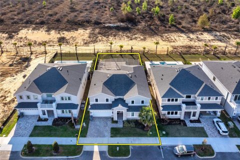 House in Davenport, Florida 6 bedrooms, 390 sq.m. № 2143791 - photo 3