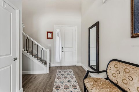 House in Davenport, Florida 6 bedrooms, 390 sq.m. № 2143791 - photo 4