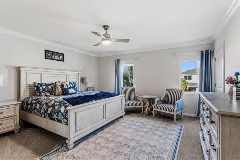 House in Davenport, Florida 6 bedrooms, 390 sq.m. № 2143791 - photo 23