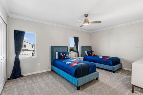 House in Davenport, Florida 6 bedrooms, 390 sq.m. № 2143791 - photo 28