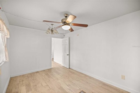 House in Dunnellon, Florida 2 bedrooms, 113.81 sq.m. № 2166865 - photo 23