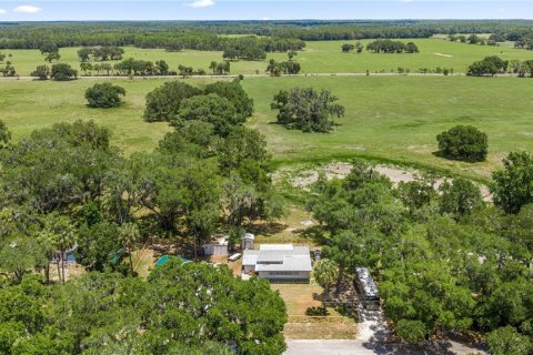House in Dunnellon, Florida 2 bedrooms, 113.81 sq.m. № 2166865 - photo 11