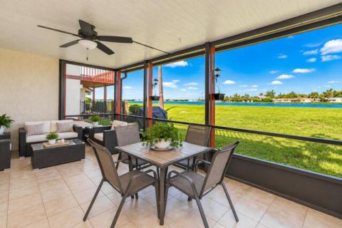 Townhouse in West Palm Beach, Florida 3 bedrooms, 167.22 sq.m. № 2390071 - photo 16